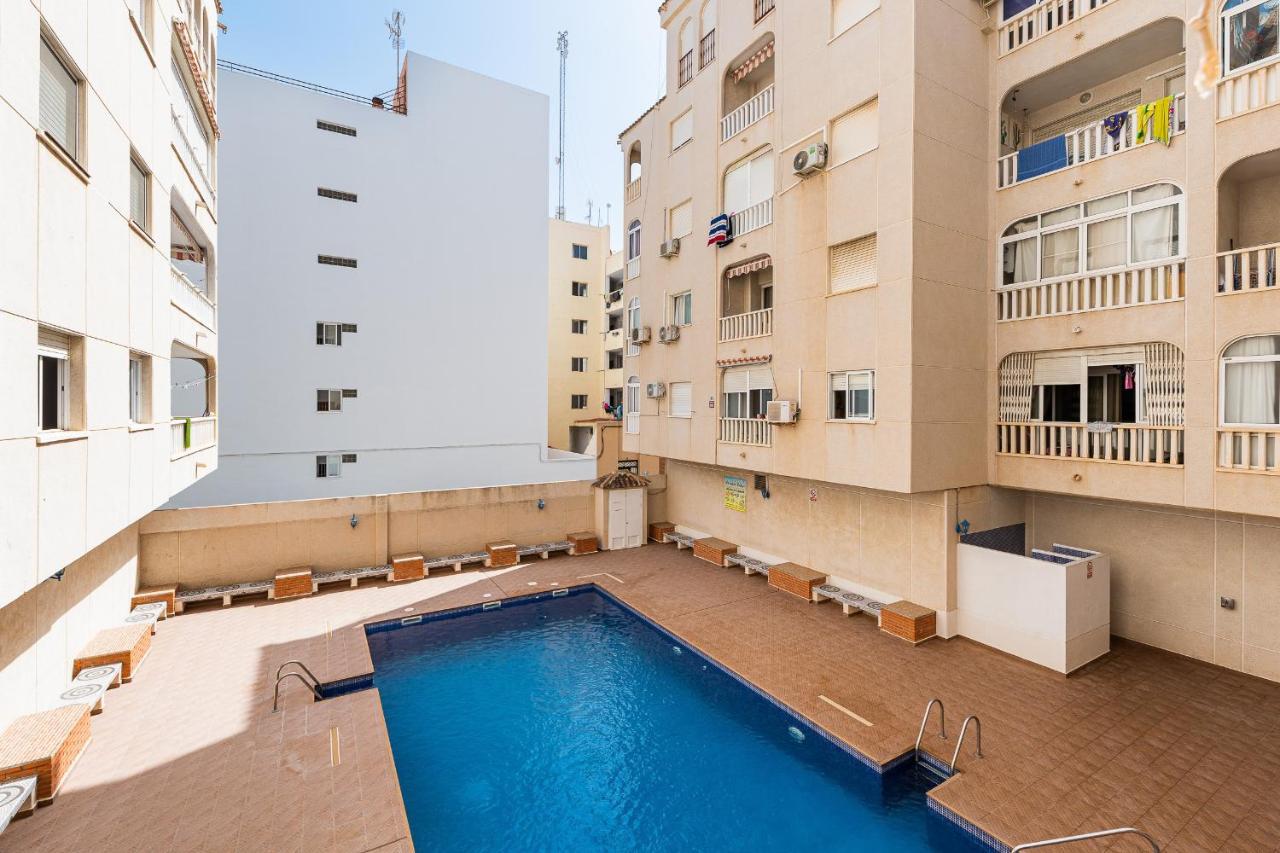 Apartamento Torredulce Sol Y Mar Torrevieja Bagian luar foto