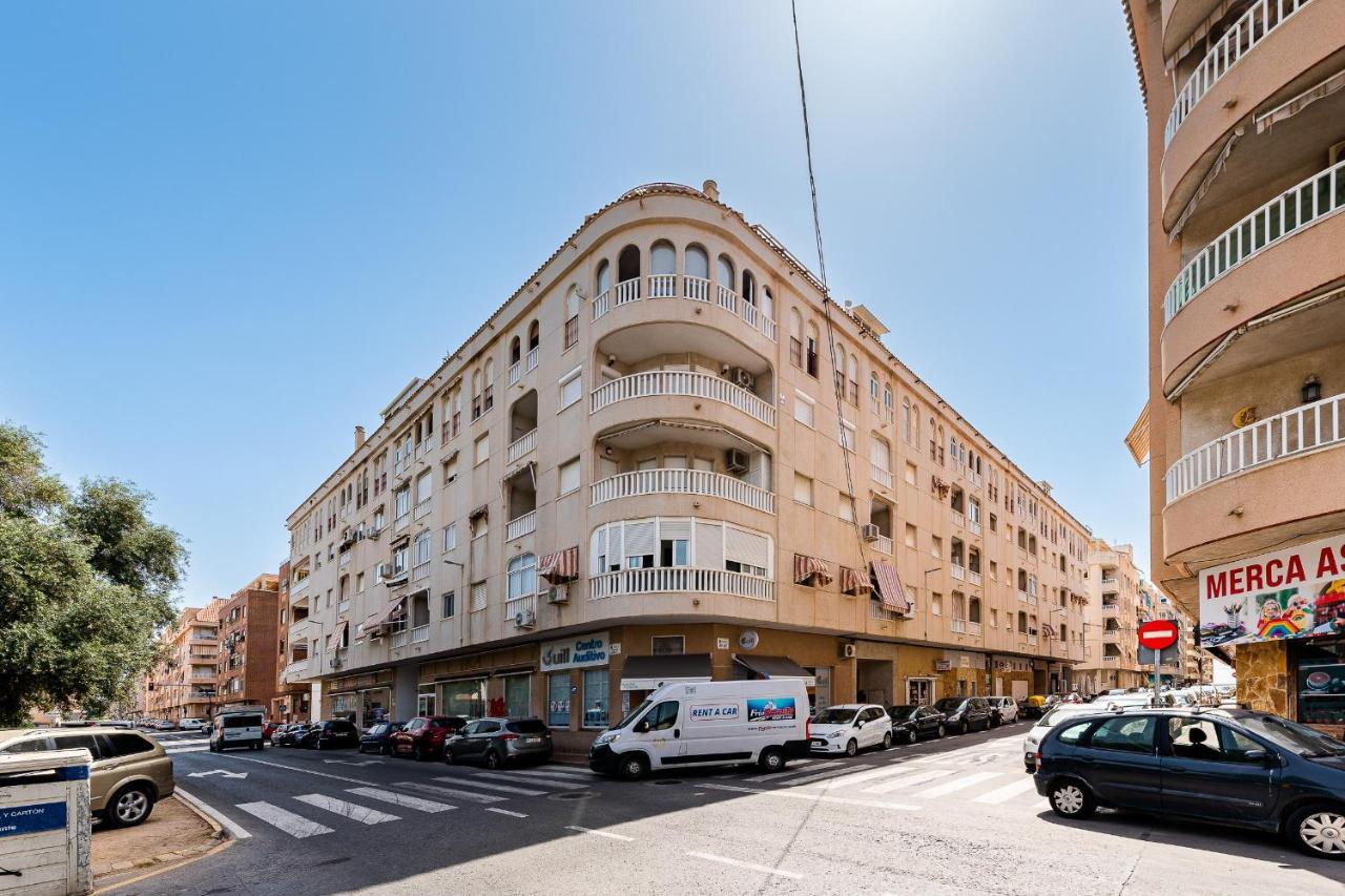 Apartamento Torredulce Sol Y Mar Torrevieja Bagian luar foto